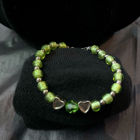 Jewelry - Green Beaded Bracelet with Heart Accents